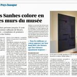 "Nicolas Sanhes colore en bleu les murs du musée"