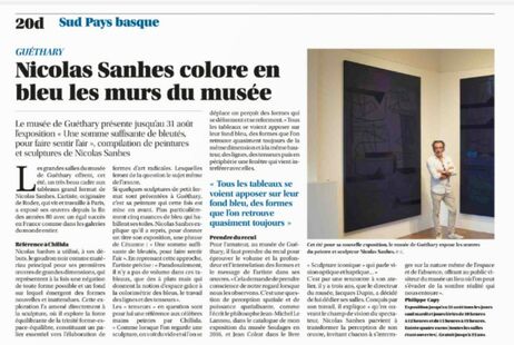 "Nicolas Sanhes colore en bleu les murs du musée"